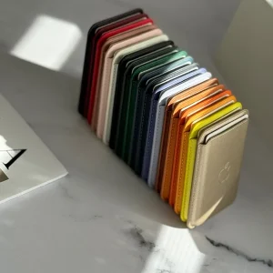 جاکارتی مگ سیف چرمی گوشی آیفون