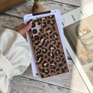 قاب طرح پلنگی گوشی سامسونگ S24 FE