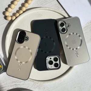 قاب PVD CREATIVE CASE (کدC1986) مناسب برای iPhone 15