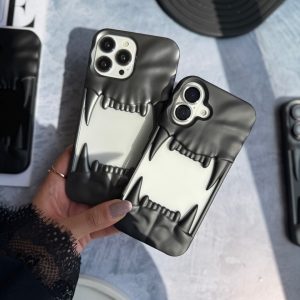 قاب دندان ببر (کدC2000) مناسب برای iPhone 16Promax
