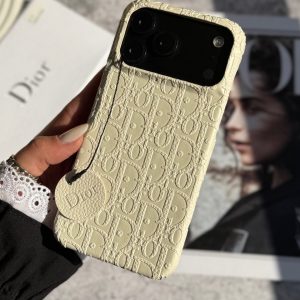 دیور چرمی ایتالیا با پک (کدC2200) مناسب برای iPhone 17Promax