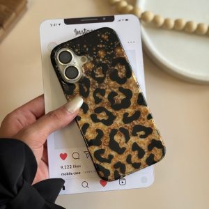 قاب Shiny leopard (کدC2105) مناسب برای iPhone 15Pro