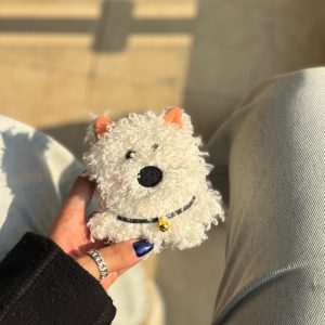 کاور ایرپاد سگ سفید زنگوله دار پشمالو (کدa0202) مناسب برای airpods pro/pro2