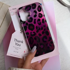 قاب طرح پلنگی Foxy Violet گوشی آیفون 16