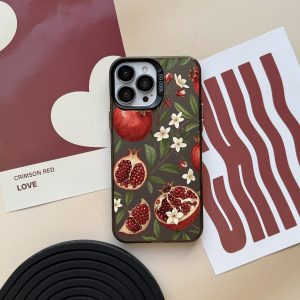 قاب موبایل iPhone 15pro سفارشی گل انار | socool (کد 0525)