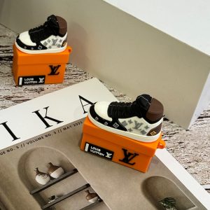 کاور ایرپاد کتونی LV (کدa0063) مناسب برای airpods 1/2