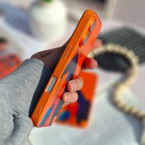 قاب هرمس طرح هنری نارنجی گوشی آیفون 15 پرومکس