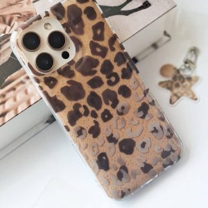 قاب طرح پلنگی نسکافه ای گوشی آیفون 17